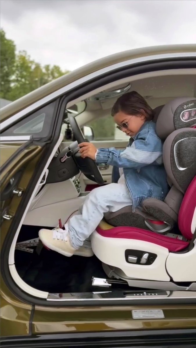 zayn-yine-sovunu-yapti-milyonlar-izledi-yuz-binlerce-begeni-aldi