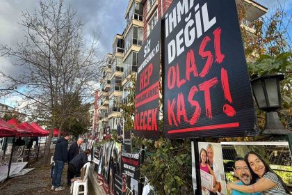 2-cocugunu-kaybeden-acili-anneden-saniga-ben-kizimi-yikarken-ustunu-orttum