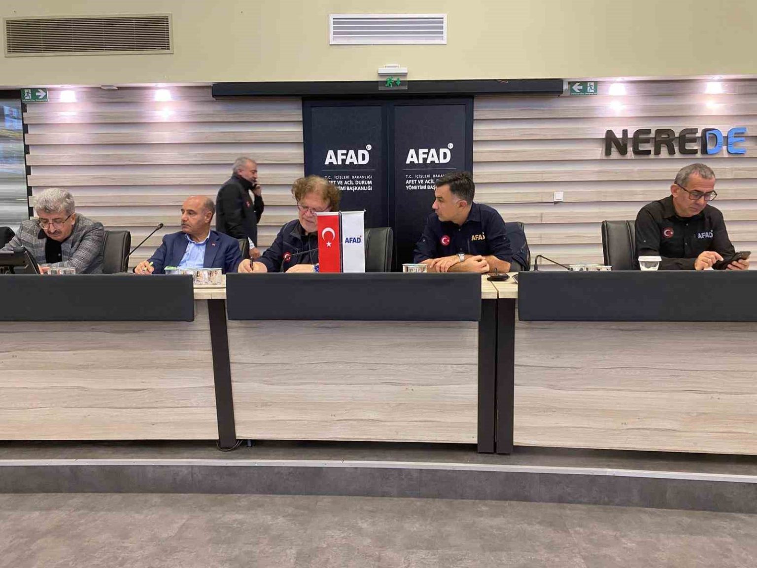 afad-acil-yonetim-merkezinde-calismalara-devam-ediyor