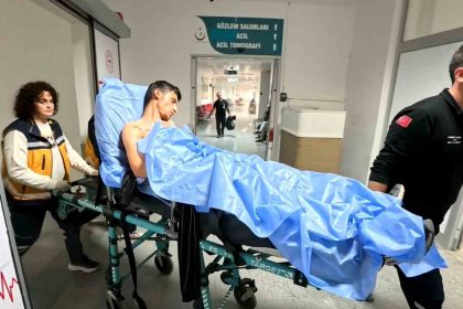 aksarayda-16-yasindaki-cocuk-tartistigi-genci-bicakla-agir-yaraladi