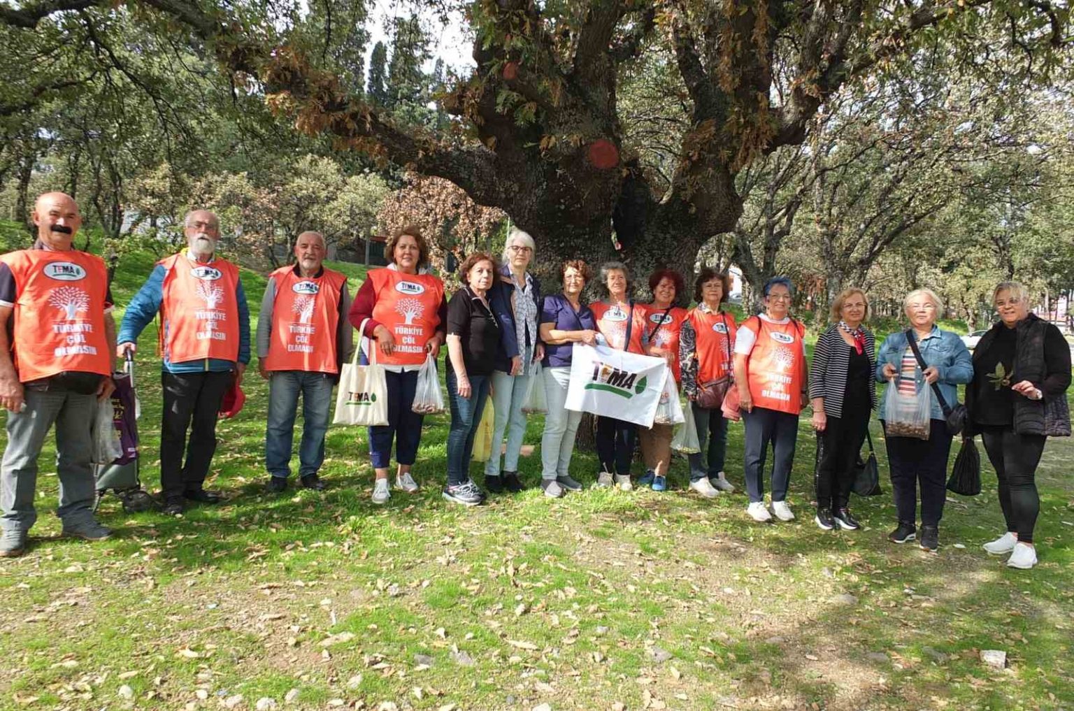 balikesirde-mese-palamutlari-ogrencilerin-elinde-fidana-donusecek