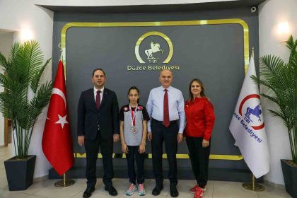 baskan-ozlu-balkan-sampiyonu-judocu-erva-ereni-agirladi