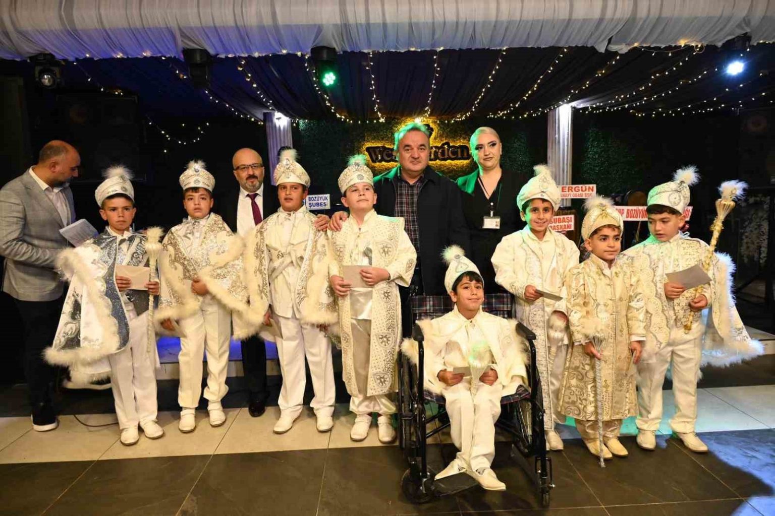 bozuyukte-65-cocuk-icin-toplu-sunnet-soleni-duzenlendi