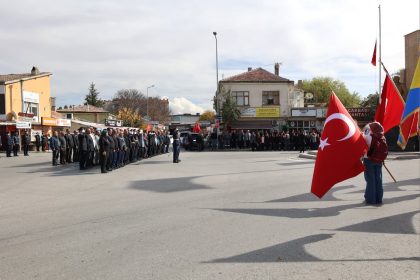 bunyanda-29-ekim-cumhuriyet-bayrami-celenk-toreni-duzenlendi
