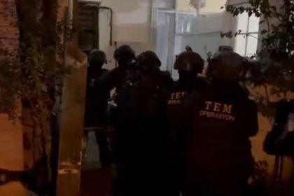 bursada-deas-operasyonu-18-gozalti