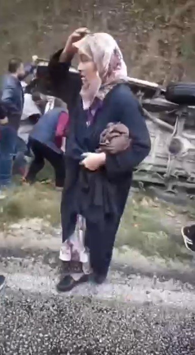 bursada-yolcu-minibusu-devrildi-8-kisi-hafif-yaralandi