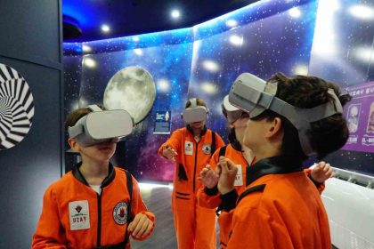 cocuklar-uzayin-gizemini-el-battani-uzay-evinde-kesfediyor