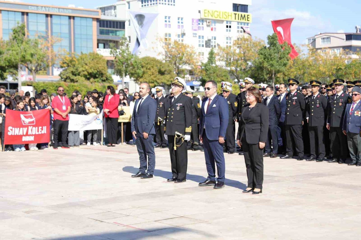 didimde-29-ekim-cumhuriyet-bayrami-coskuyla-kutlandi