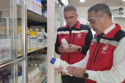 efelerde-zirai-ilac-ve-gubre-bayileri-denetlendi