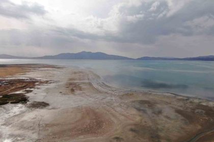 ercek-golu-son-30-yilda-buyuk-cekilme-yasadi