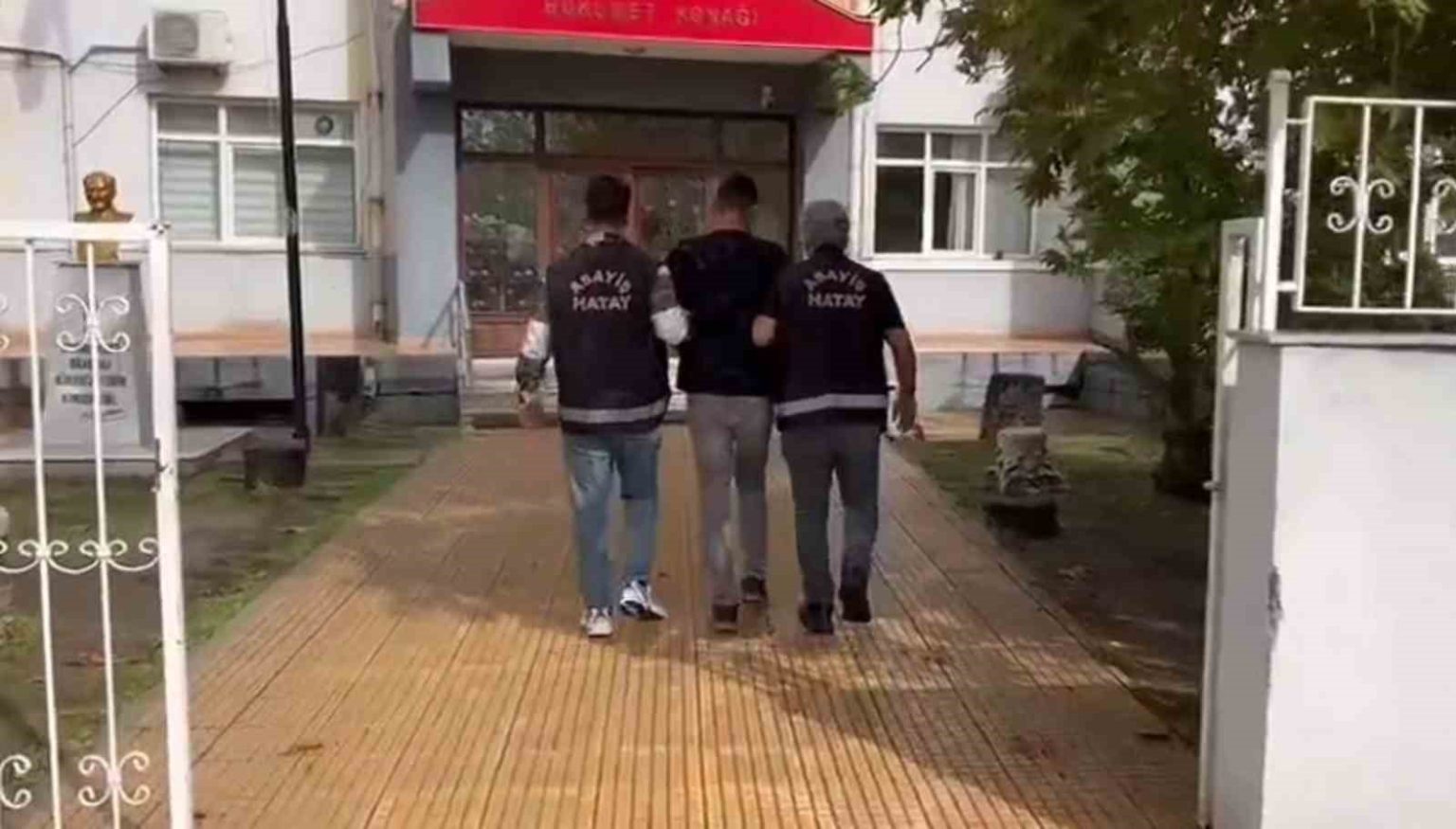 erzinde-hapis-cezasi-ile-aranan-hirsizlik-suphelisi-yakalandi