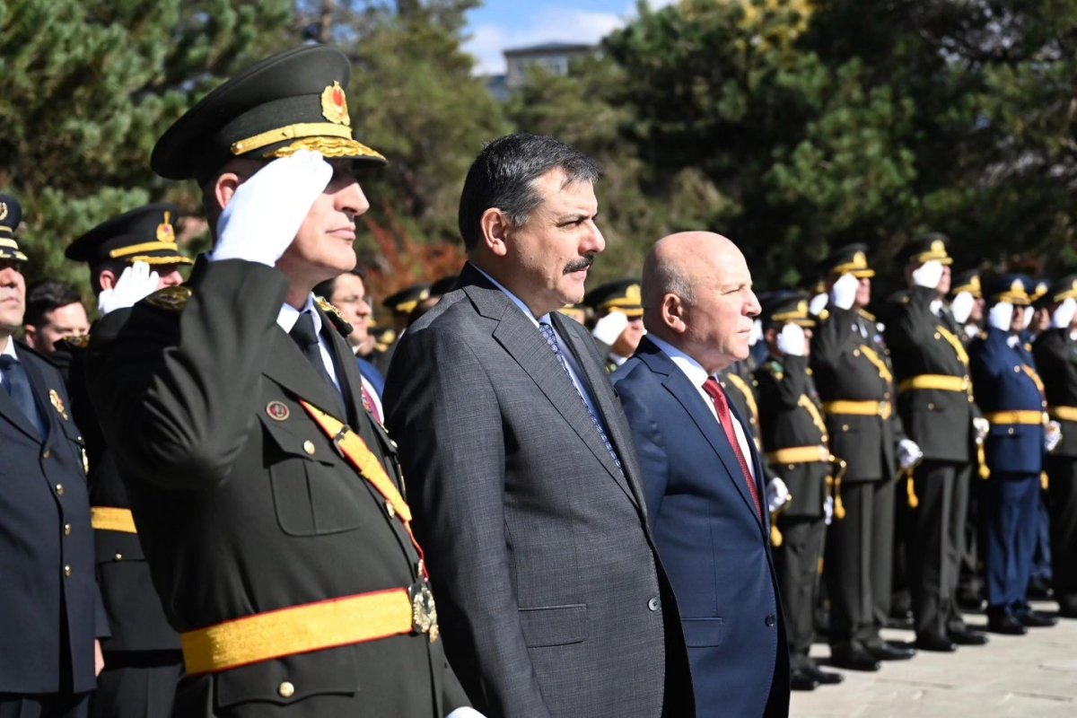 erzurumda-cumhuriyetin-102-yil-coskusu