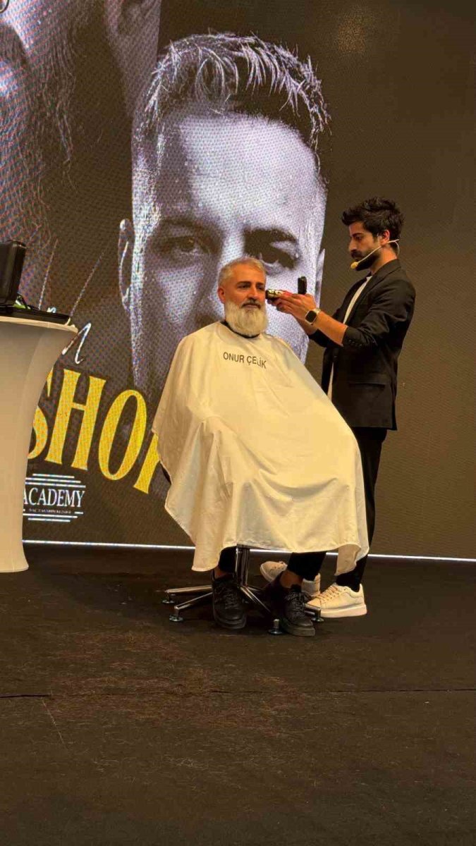 karsli-kuaforun-basarisi