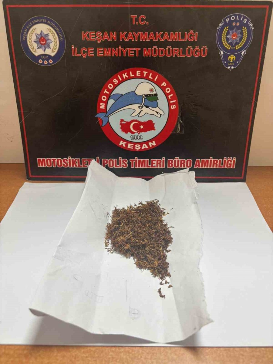 kesanda-polisin-durdurdugu-2-supheliden-uyusturucu-ele-gecirildi