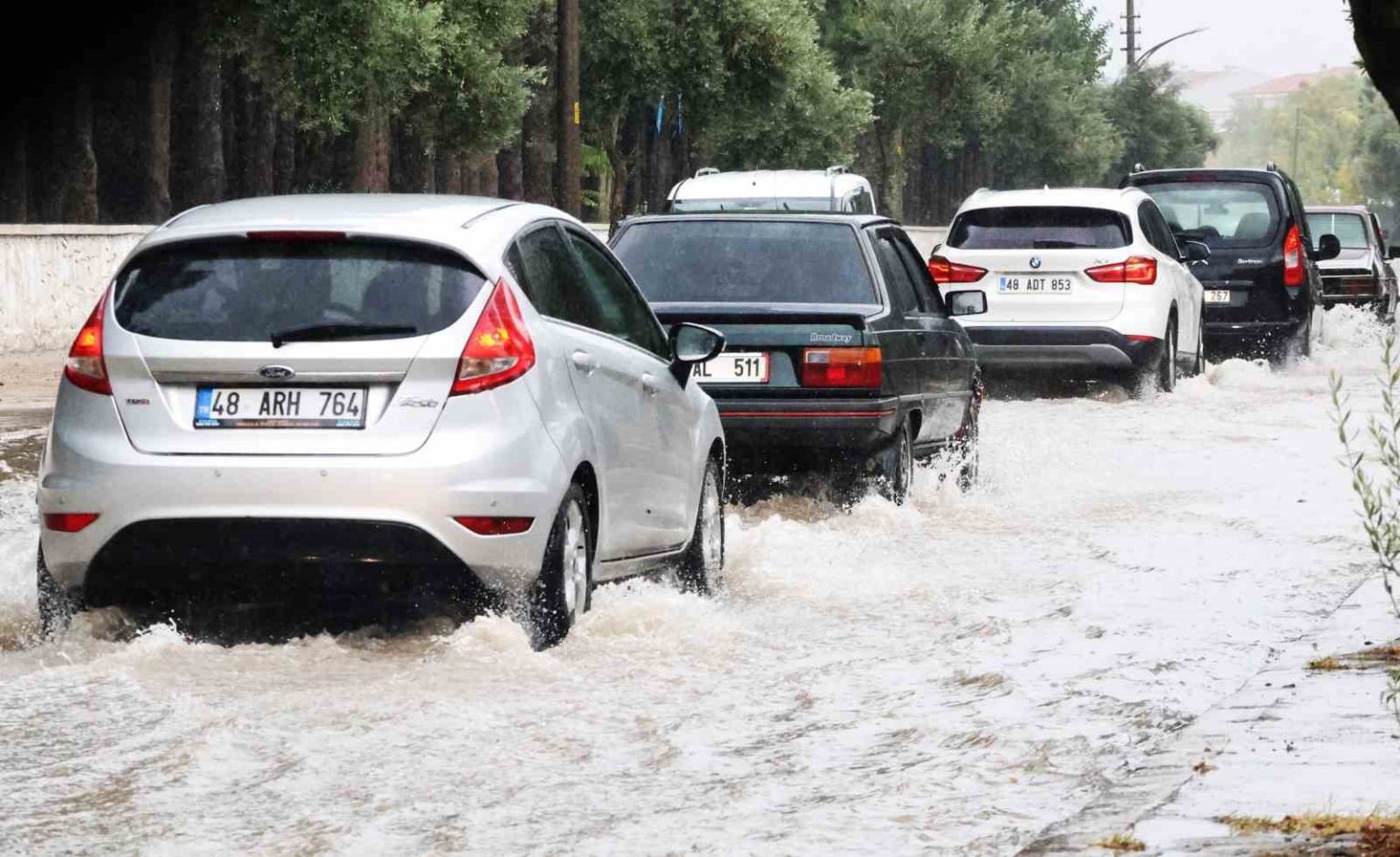 muglanin-4-ilcesine-saganak-yagis-uyarisi