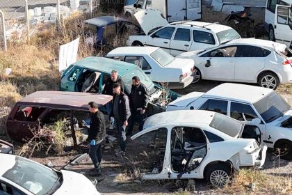 nevsehirde-agir-hasarli-araclari-change-yapan-ceteye-operasyon-8-gozalti