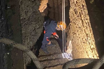 sigindiklari-magarada-mahsur-kaldilar-restoranin-bahcesinden-film-gibi-operasyonla-kurtarildilar