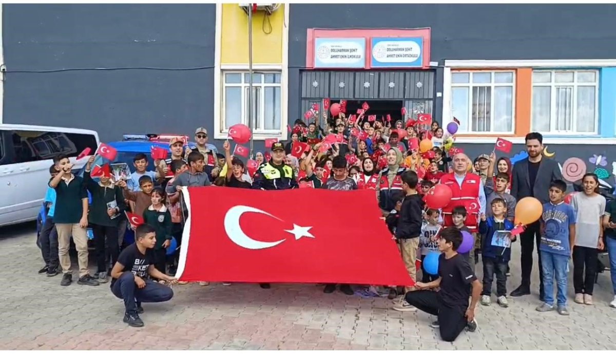 siirtte-jandarmadan-ogrencilere-trafik-egitimi