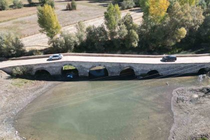 tarihi-kopru-2-bin-yildir-hizmet-veriyor