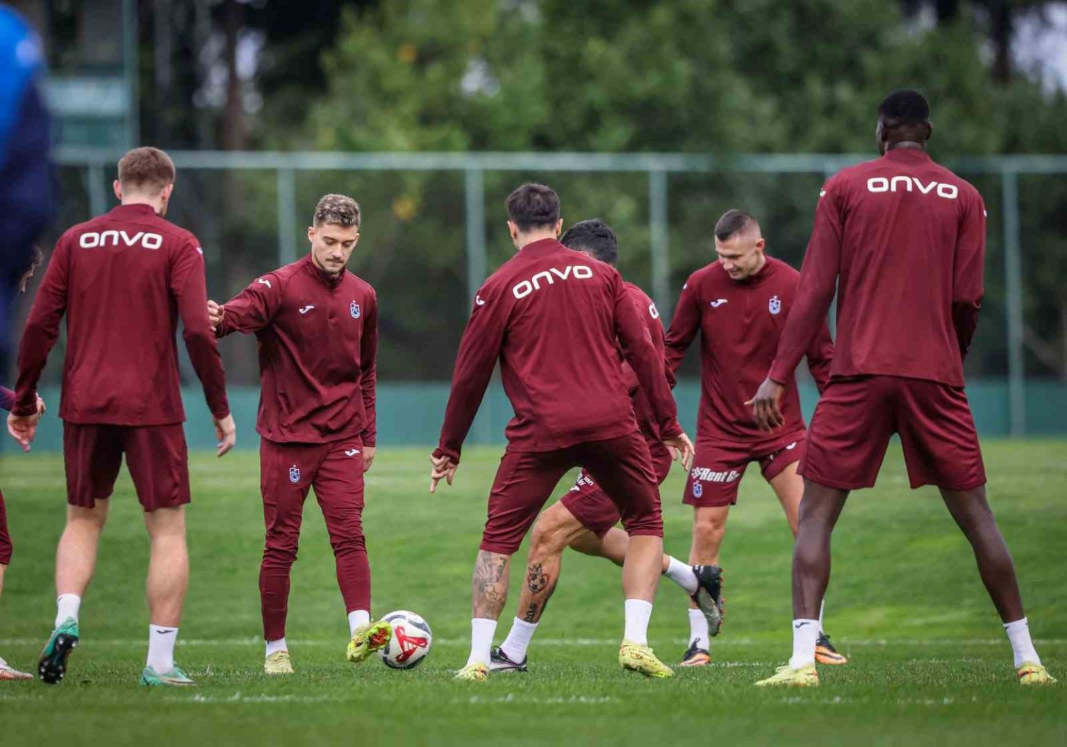 trabzonspor-galatasaray-maci-hazirliklarini-surdurdu