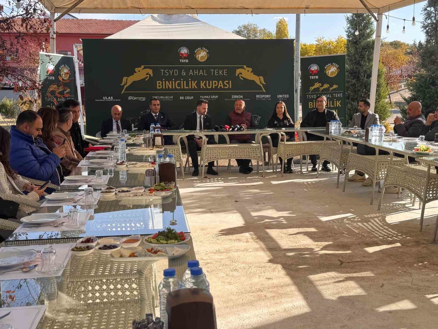 tsydden-ankara-binicilik-kupasi-120-sporcu-katilacak-ve-400-bin-lira-odul-dagitilacak