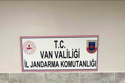 vanda-990-paket-kacak-sigara-ele-gecirildi