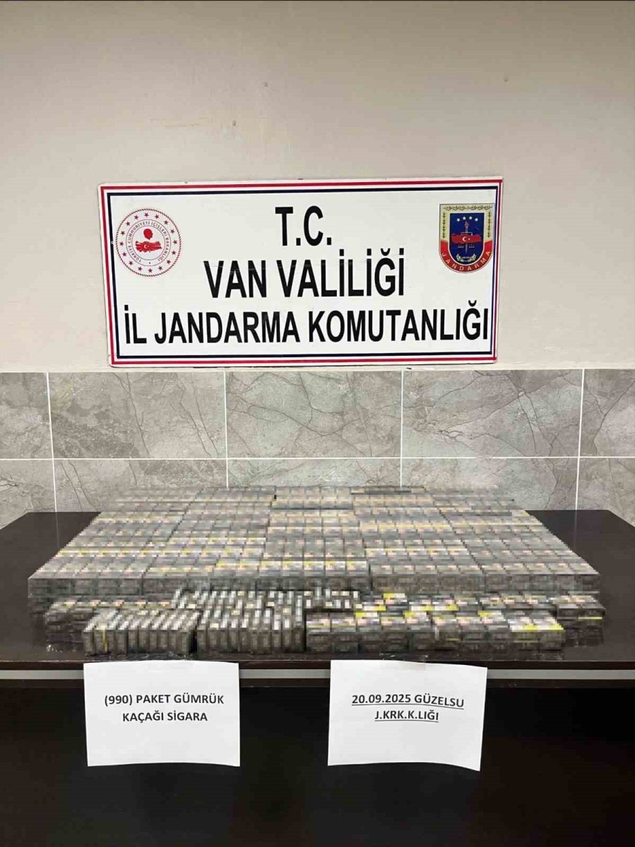 vanda-990-paket-kacak-sigara-ele-gecirildi