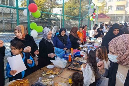 vanda-gazze-yararina-hayir-panayiri-duzenlendi