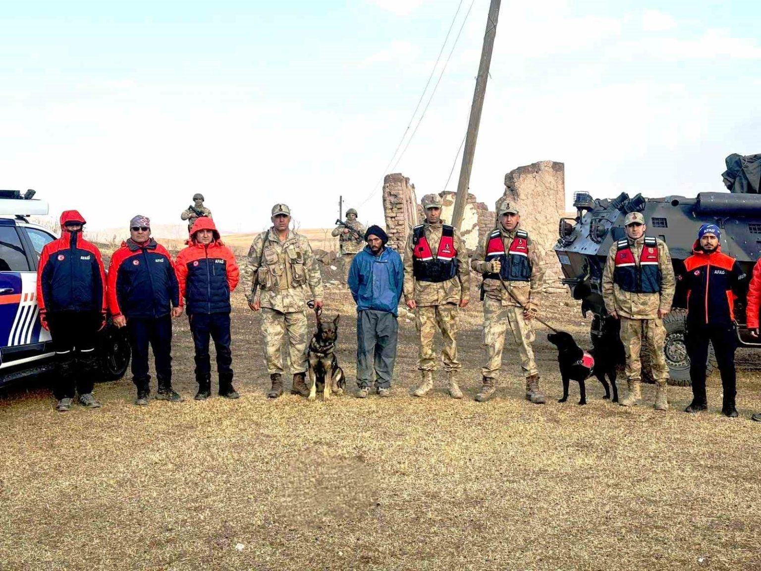 vanda-kayip-sahis-bulunup-ailesine-teslim-edildi