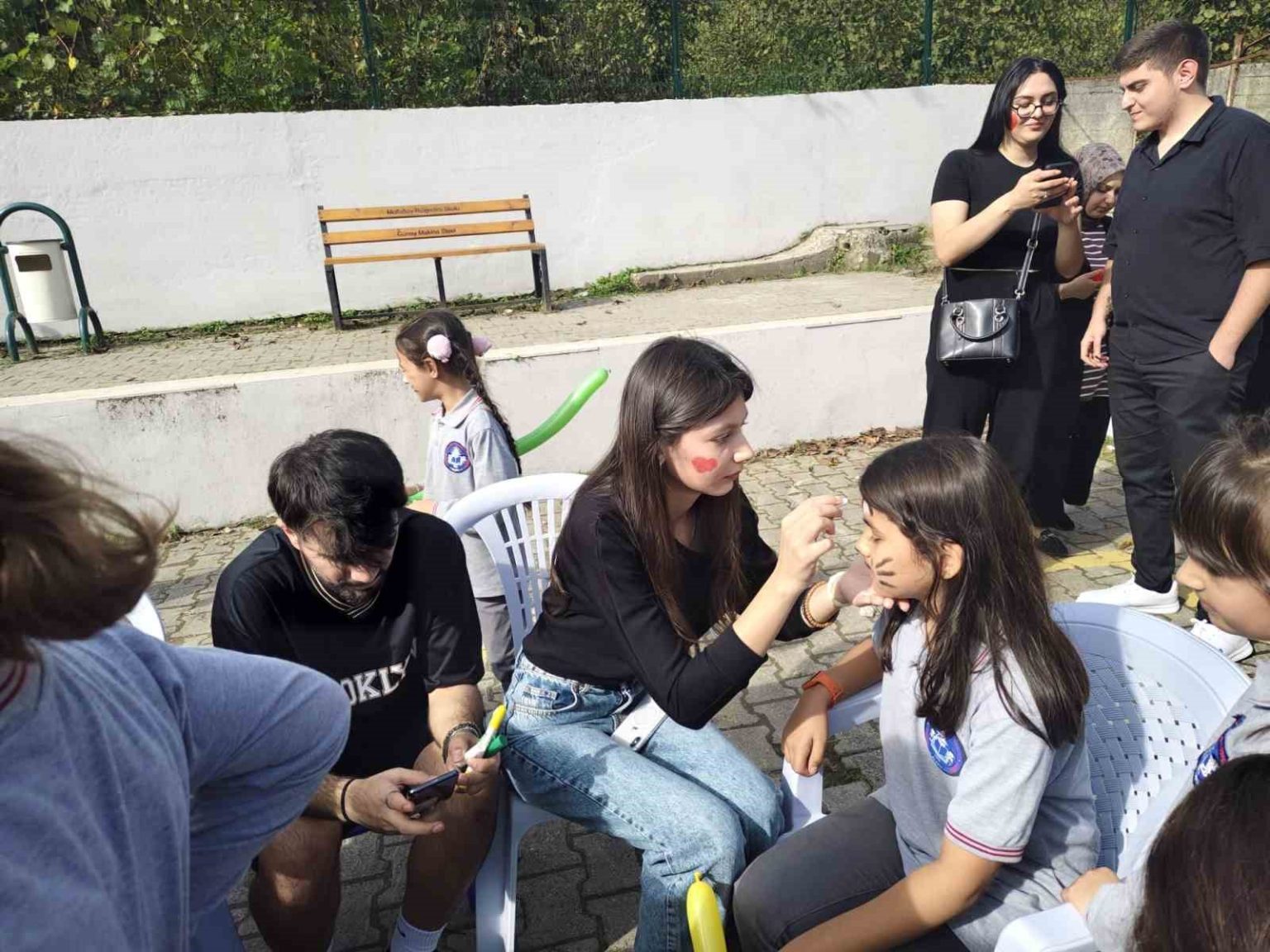 veliler-geleneksel-oyunlarla-yeniden-cocuk-oldu