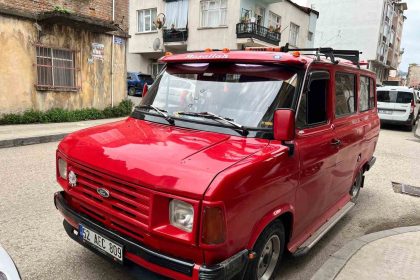 1979-model-aracini-cicek-abbas-minibusune-benzetti