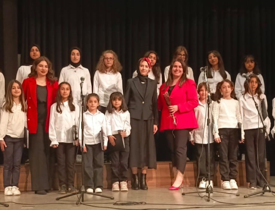 aile-destek-merkezlerinden-cumhuriyet-coskusu