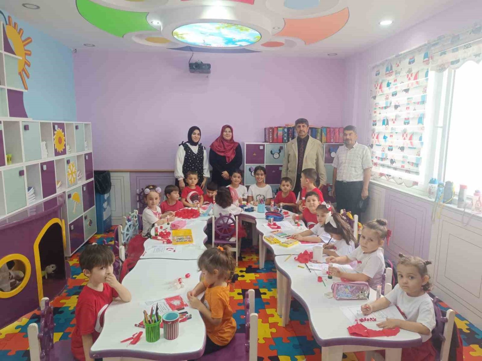 anamurlu-miniklerden-cumhuriyet-bayrami-coskusu