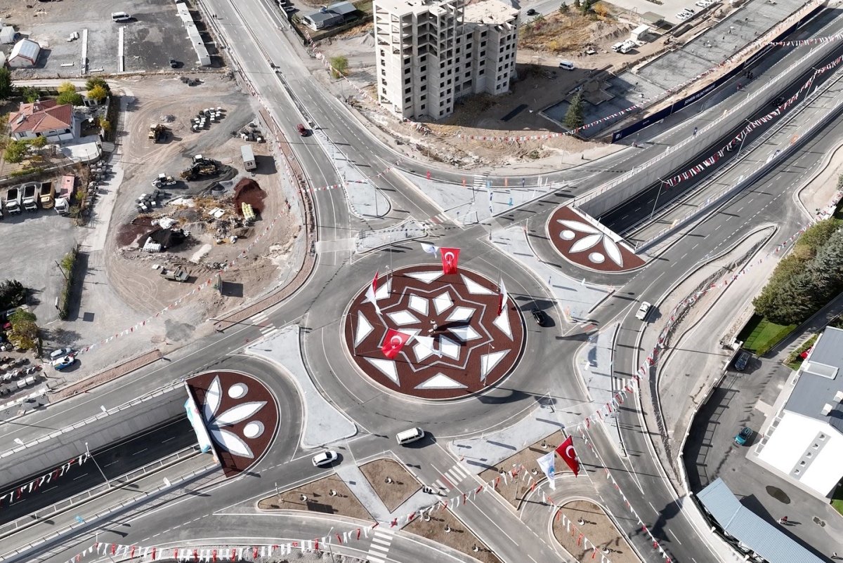 baskan-buyukkilictan-ulasimda-dev-proje-29-ekim-katli-kavsagi-hizmete-acildi