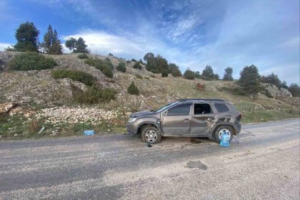 bilecikte-takla-atan-aracta-2-kisi-yaralandi