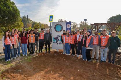 buunun-50-yil-sokagi-fidanlarla-renklendirildi