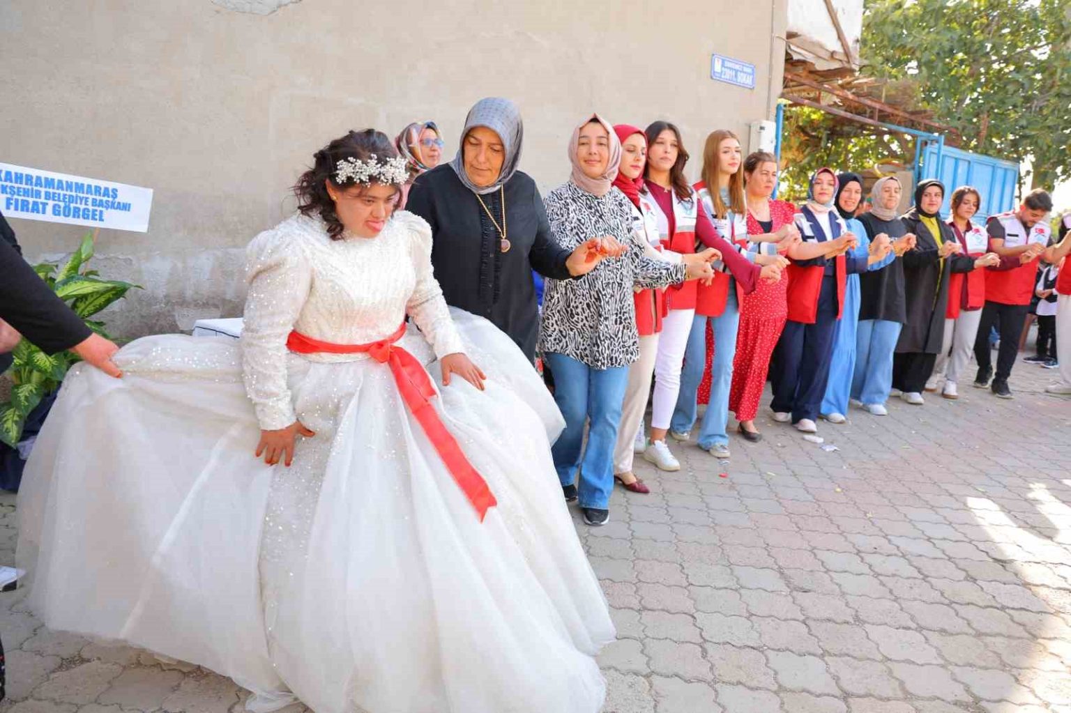 down-sendromlu-melekin-gelinlik-hayali-gercek-oldu