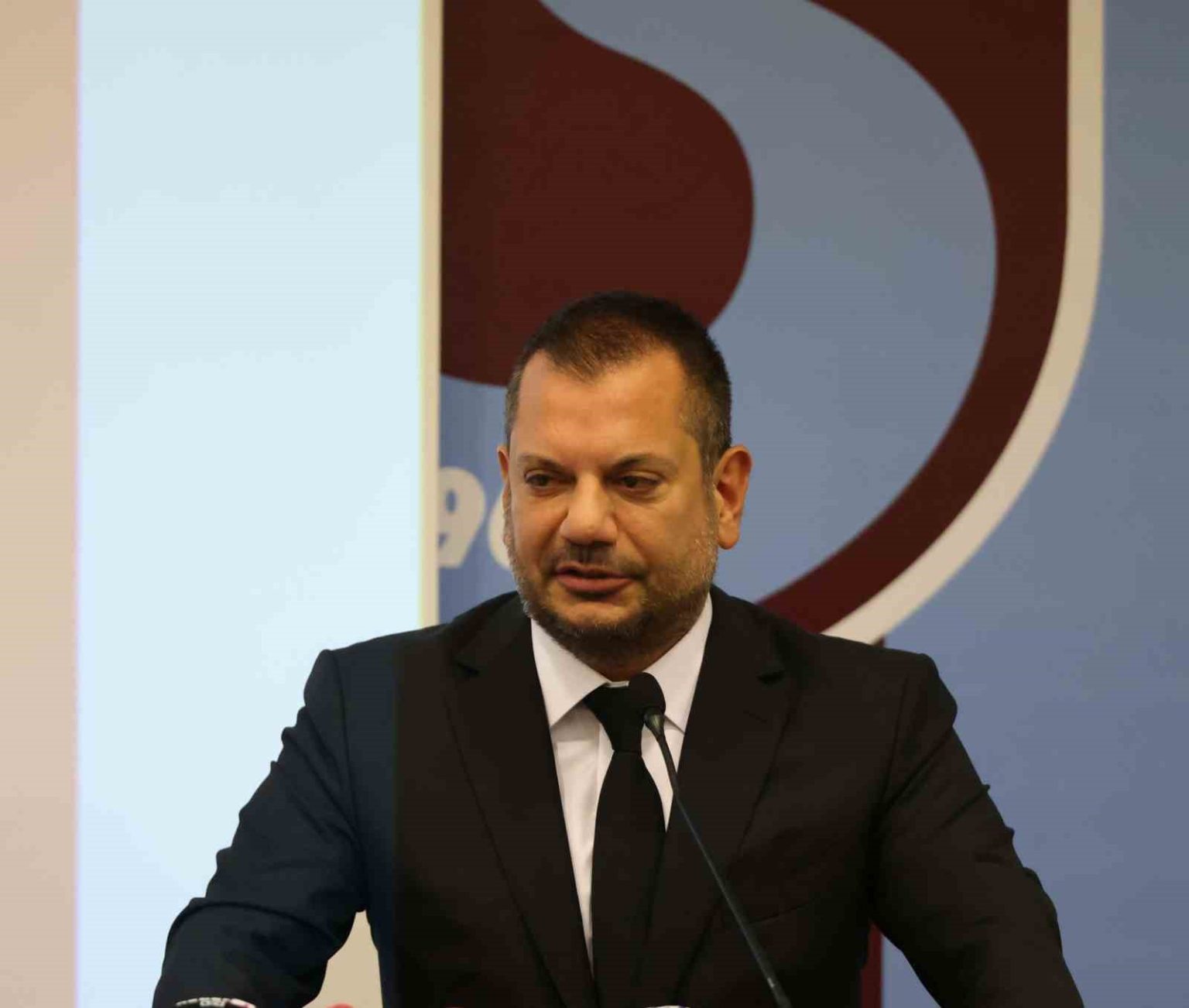 ertugrul-dogan-bu-takim-kendi-hikayesini-yaziyor