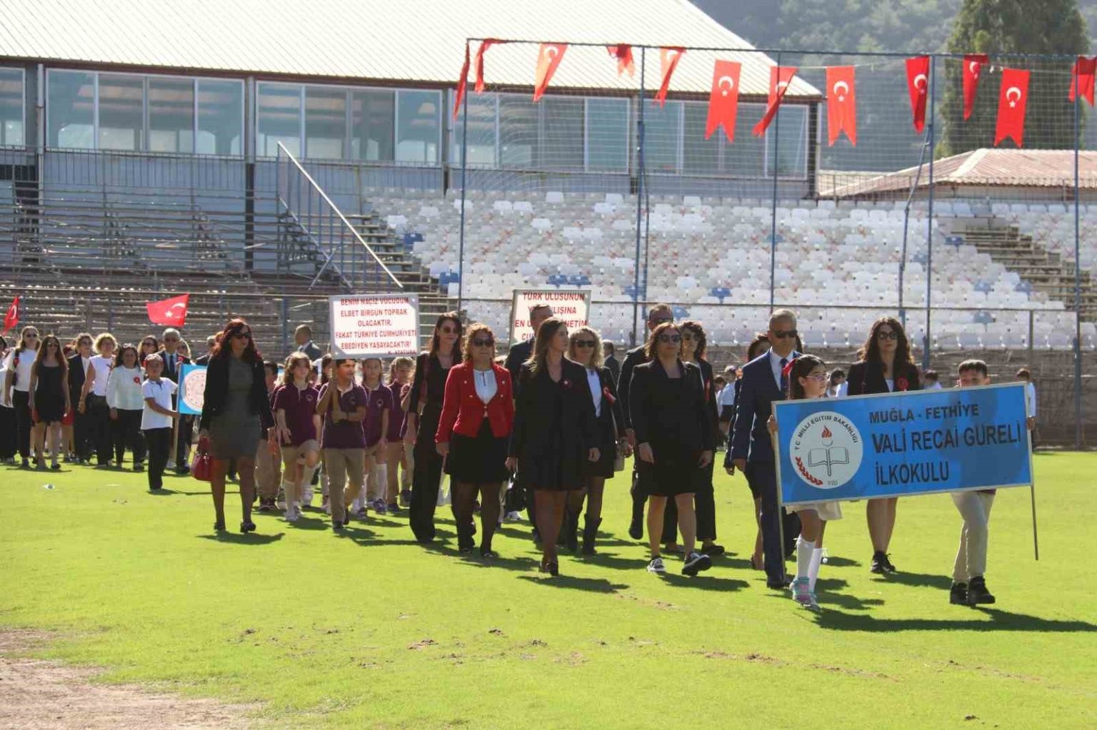 fethiyede-cumhuriyet-bayrami-coskusu