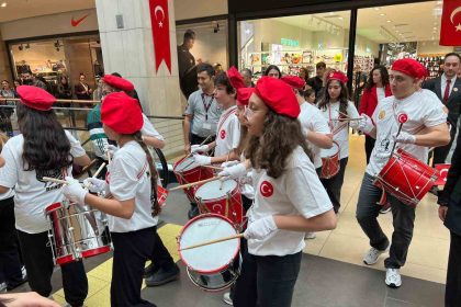 forum-trabzonda-coskulu-cumhuriyet-bayrami-kutlamasi