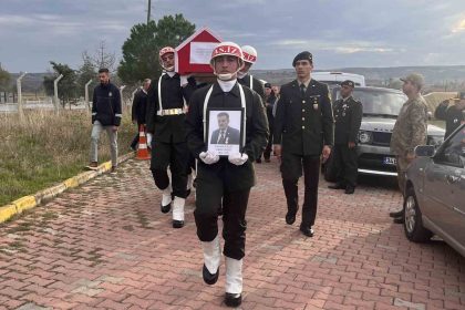 kibris-gazisi-son-yolculuguna-ugurlandi