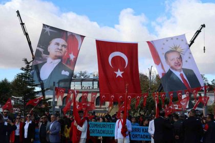 kirsehirde-cumhuriyet-bayrami-coskuyla-kutlandi