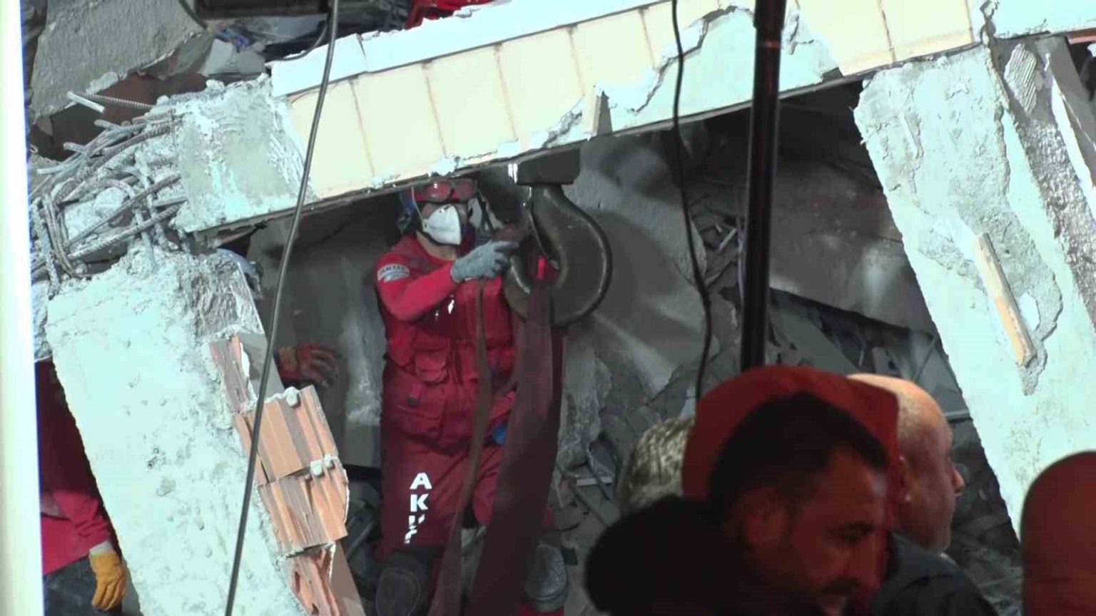 kocaelinde-arama-kurtarma-calismalarinda-16-saat-geride-kaldi