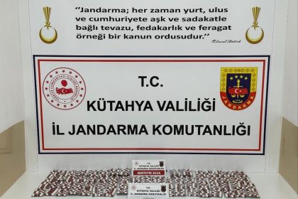 kutahyada-jandarmadan-uyusturucu-operasyonu-2-supheli-tutuklandi