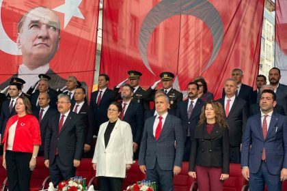 osmaniyede-cumhuriyetin-102nci-yili-coskuyla-kutlandi