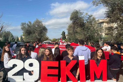 radikal-egitim-kurumlarinda-cumhuriyet-bayrami-coskusu