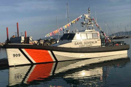 sahil-guvenlik-botu-ziyarete-acildi