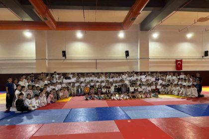 salihlide-250-judocu-kemer-sinavinda-ter-doktu