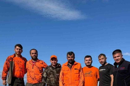 sinopta-avcilar-300-kiloluk-domuz-avladi