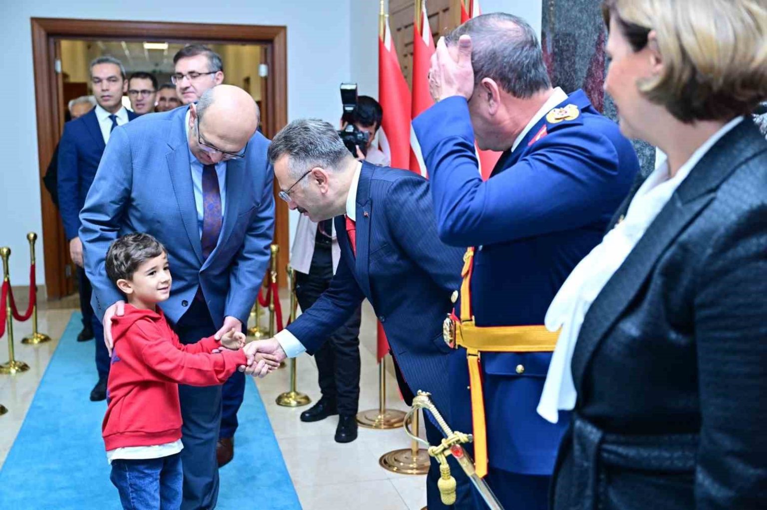 vali-huseyin-aksoy-29-ekim-cumhuriyet-bayrami-tebriklerini-kabul-etti